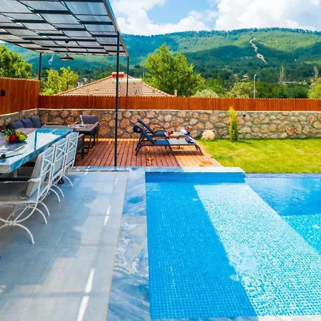 Saribelen Village 3 Bedroom - 3390 ヴィラ *